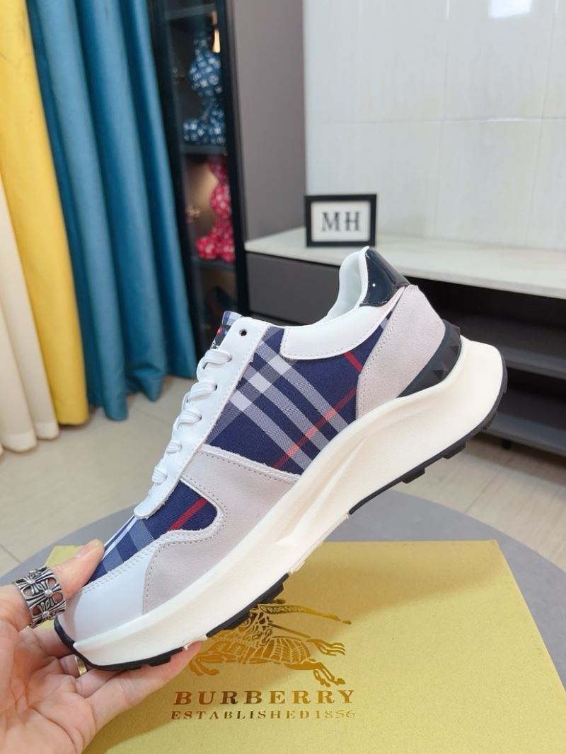 Burberry Low Shoes